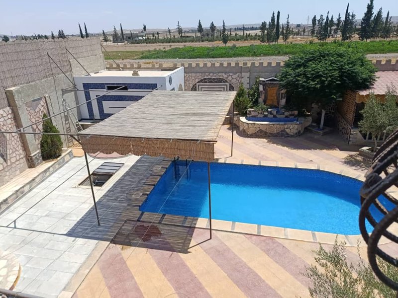 مزرعة فخمة وملكية